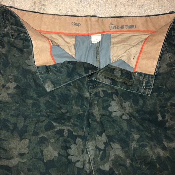 Gap “The Lived In” short - Picture 2 of 5